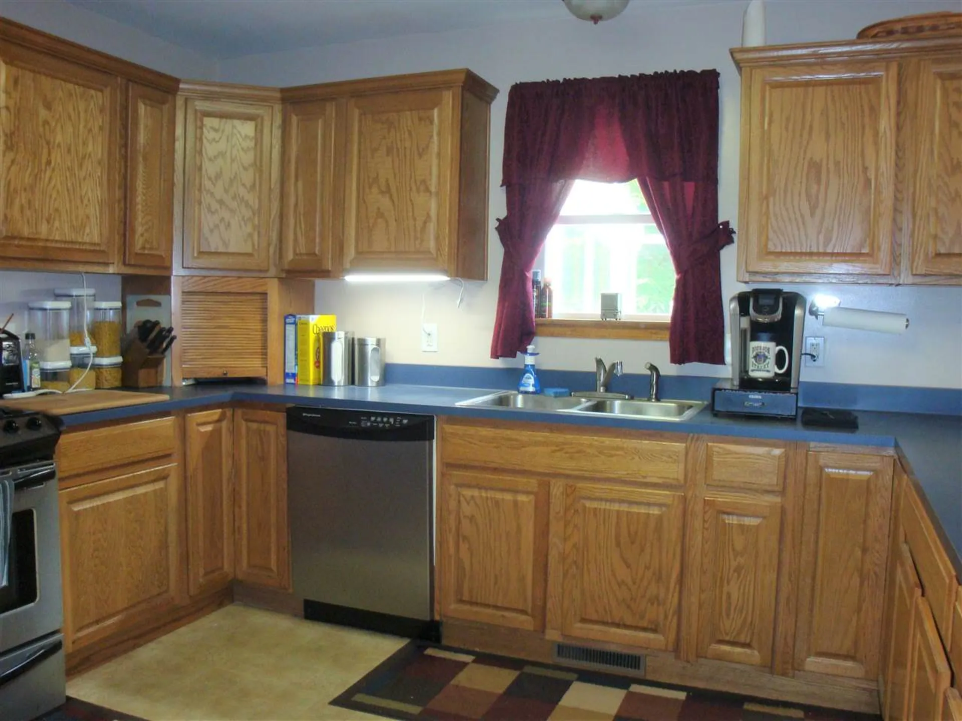 15 Yeaw Road Hinsdale NH 03451