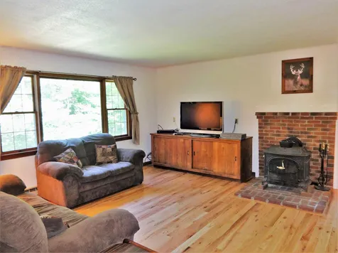 6318 Vt Route 107 Stockbridge VT 05772