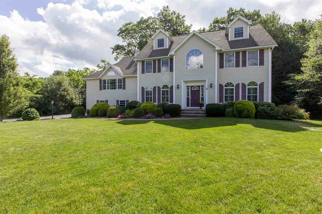 46 Fellows Road Brentwood NH 03833