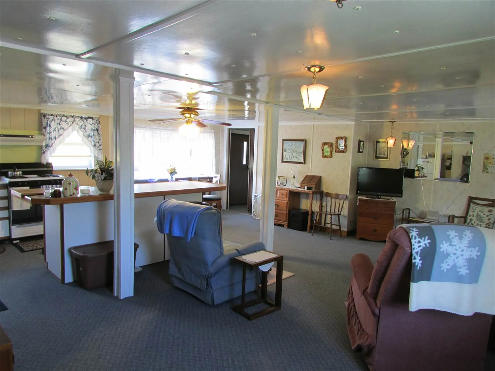 244 North End Road East North Hero VT 05474