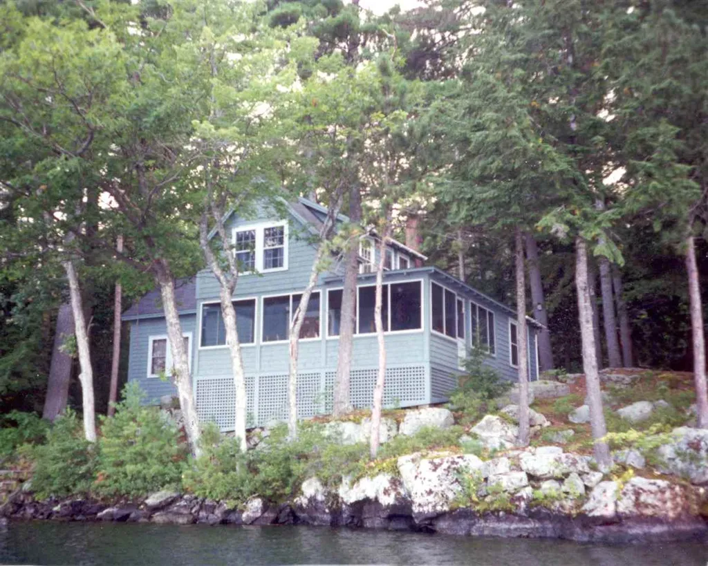 36 Cattle Landing Road Meredith NH 03253