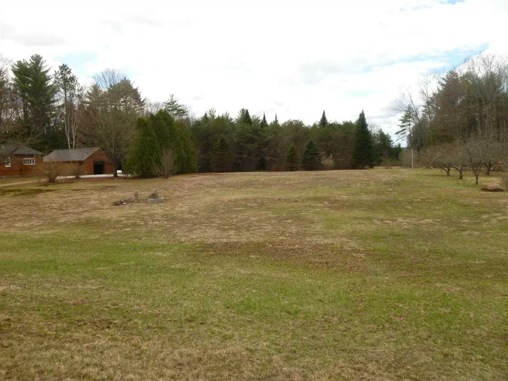 92 New Hampton Road Franklin NH 03235