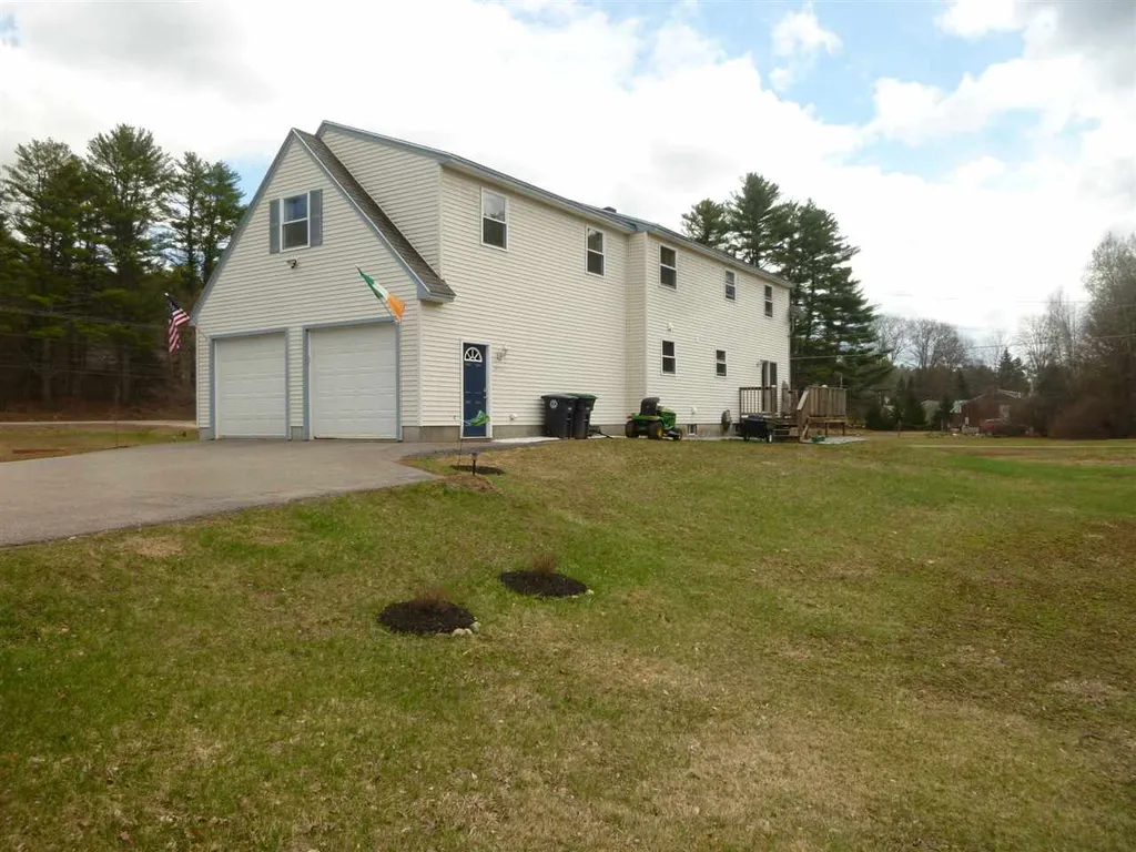 92 New Hampton Road Franklin NH 03235