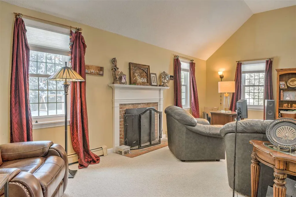 175 Darling Road Keene NH 03431