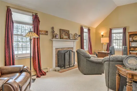 175 Darling Road Keene NH 03431