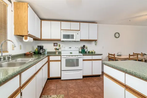 102 Dugway Road Waitsfield VT 05673