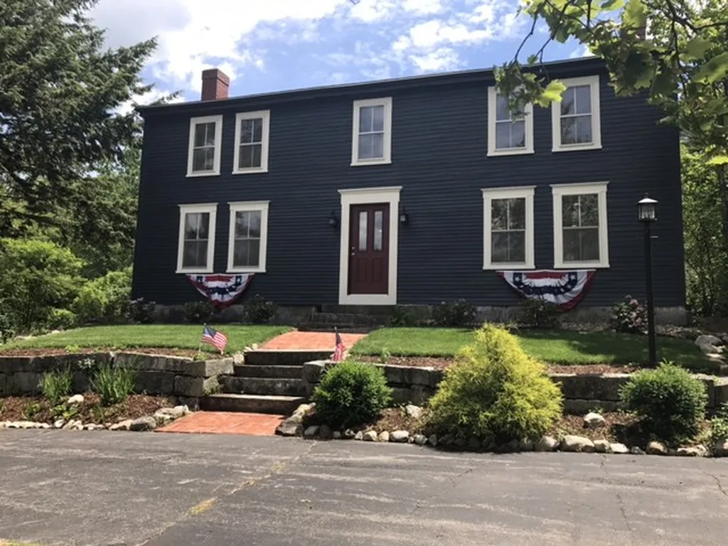 5 Mayhew Turnpike Hebron NH 03241