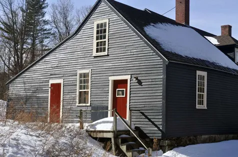 5 Mayhew Turnpike Hebron NH 03241