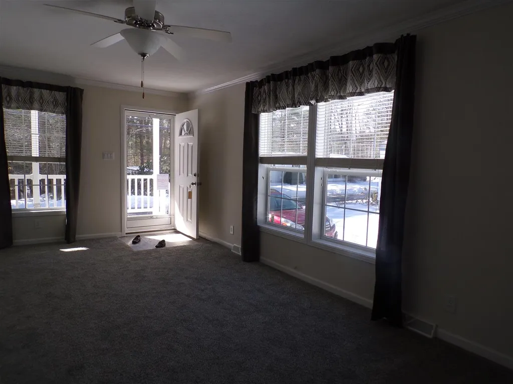 302 Friar Tuck Drive Exeter NH 03833