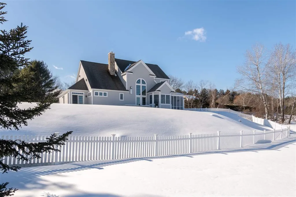 114 Clover Lane Laconia NH 03246