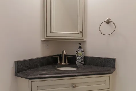 138 Durham Point Road Durham NH 03824