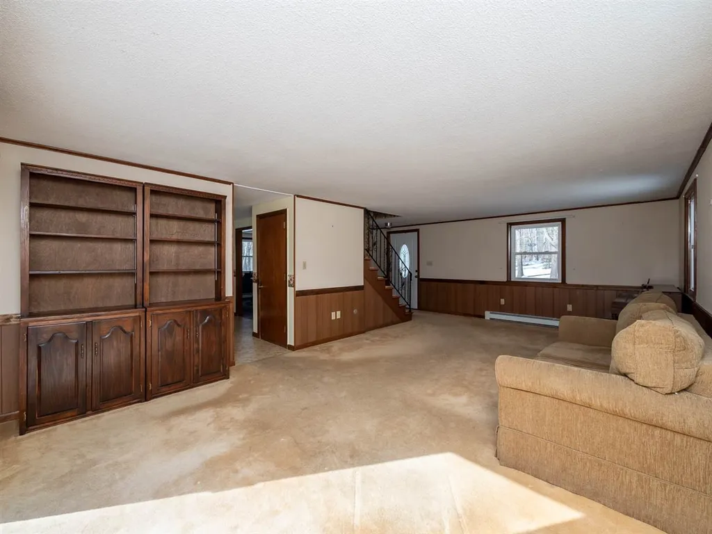 31 Betts Road Rochester NH 03867