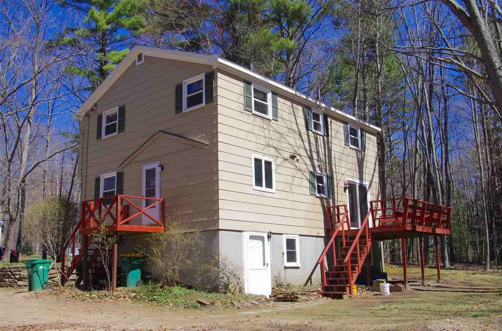 31 Betts Road Rochester NH 03867