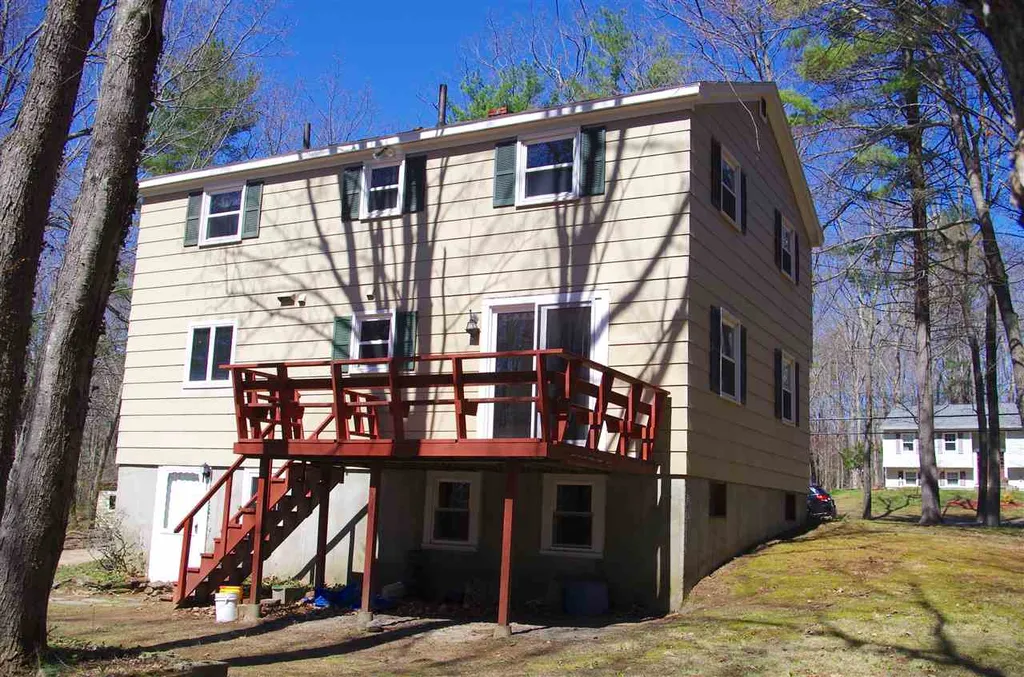 31 Betts Road Rochester NH 03867