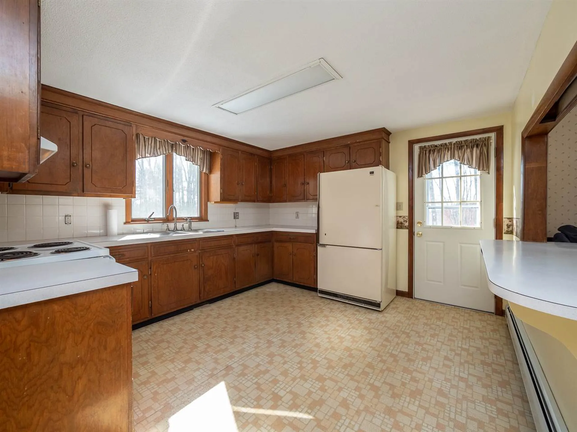 31 Betts Road Rochester NH 03867