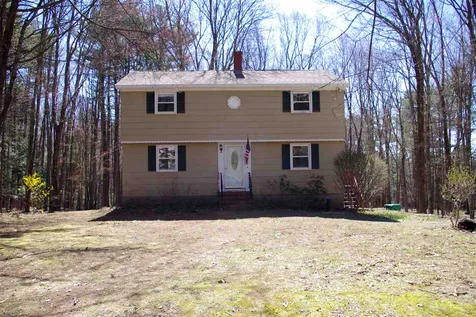 31 Betts Road Rochester NH 03867