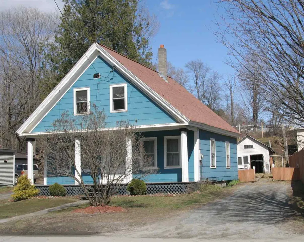 1488 Memorial Drive St. Johnsbury VT 05819