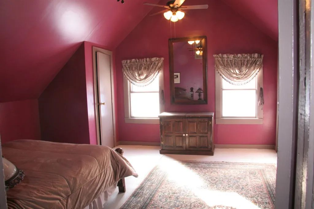 1488 Memorial Drive St. Johnsbury VT 05819