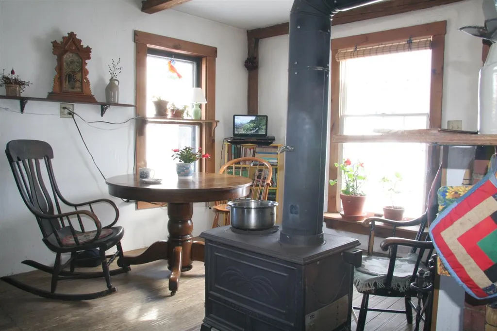 1488 Memorial Drive St. Johnsbury VT 05819