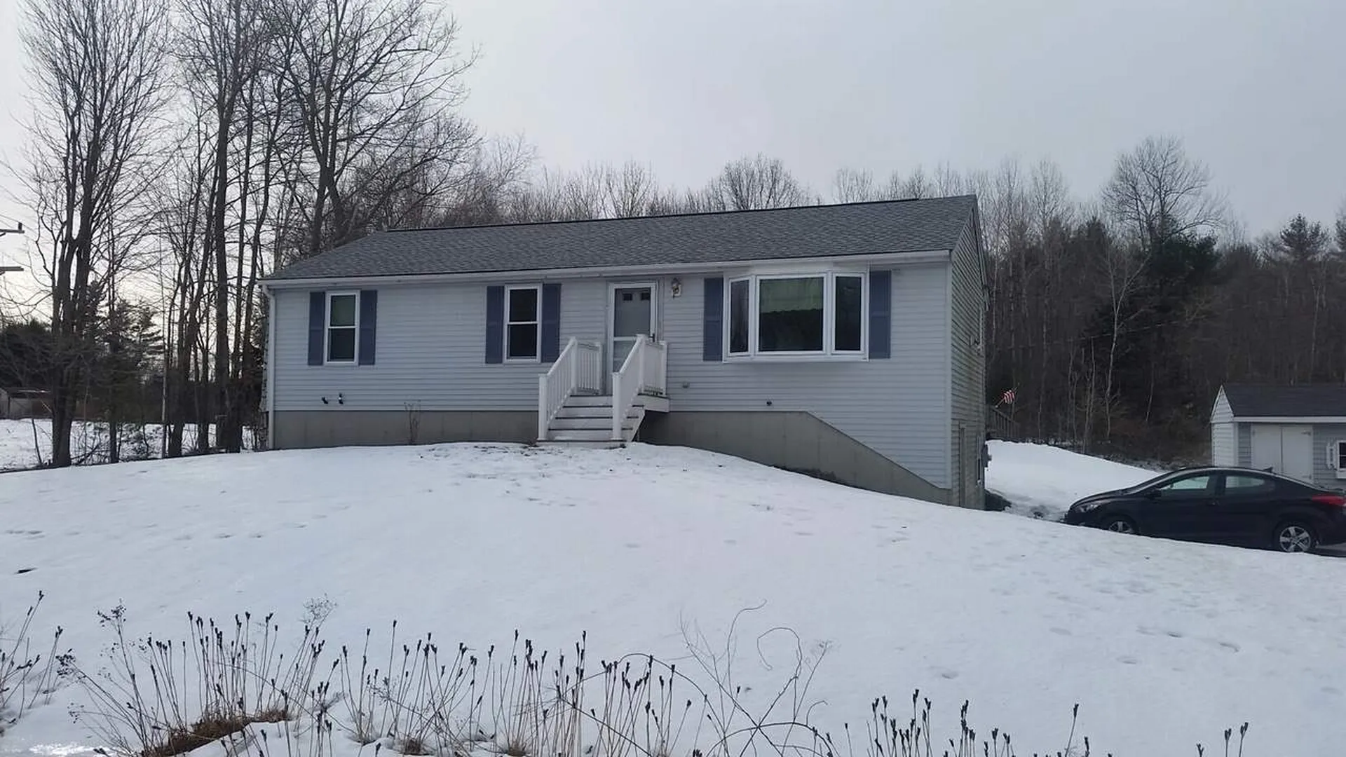 1 Rustic Lane East Kingston NH 03827