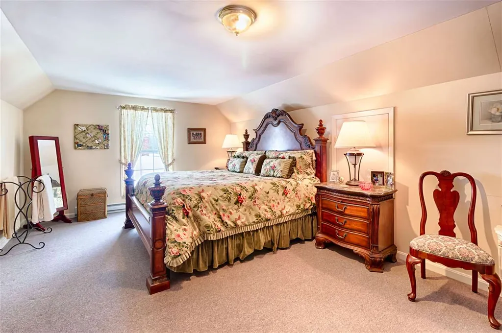 4 Marsh Hill Road New Durham NH 03855