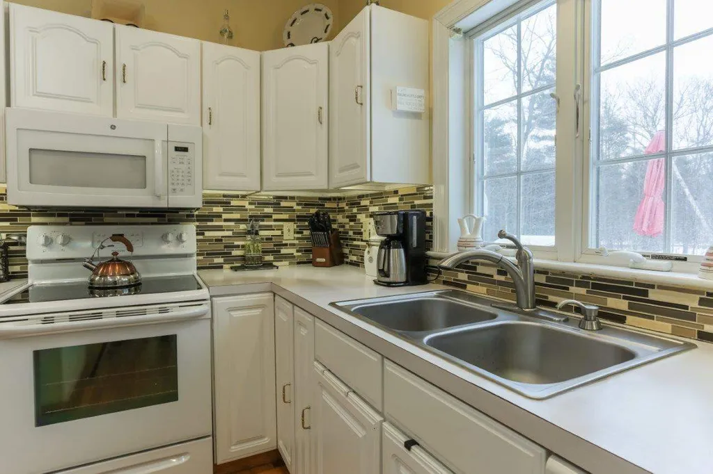 124 Allen Farm Road Northwood NH 03261
