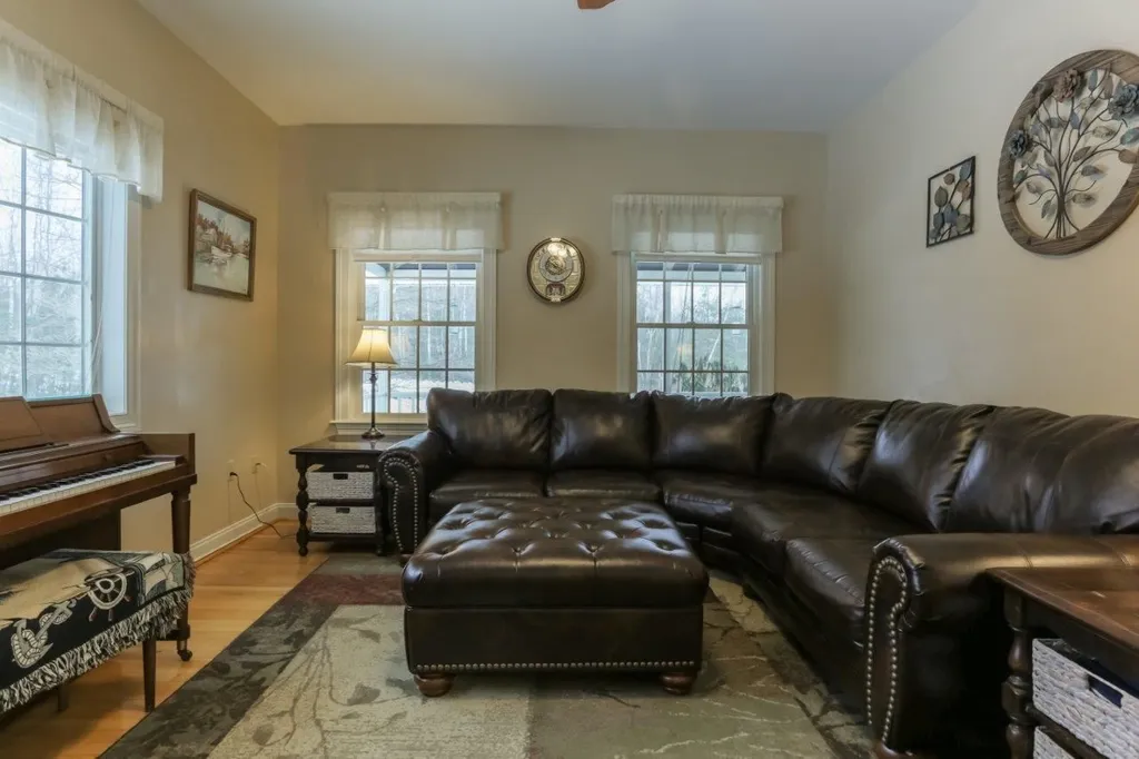 124 Allen Farm Road Northwood NH 03261