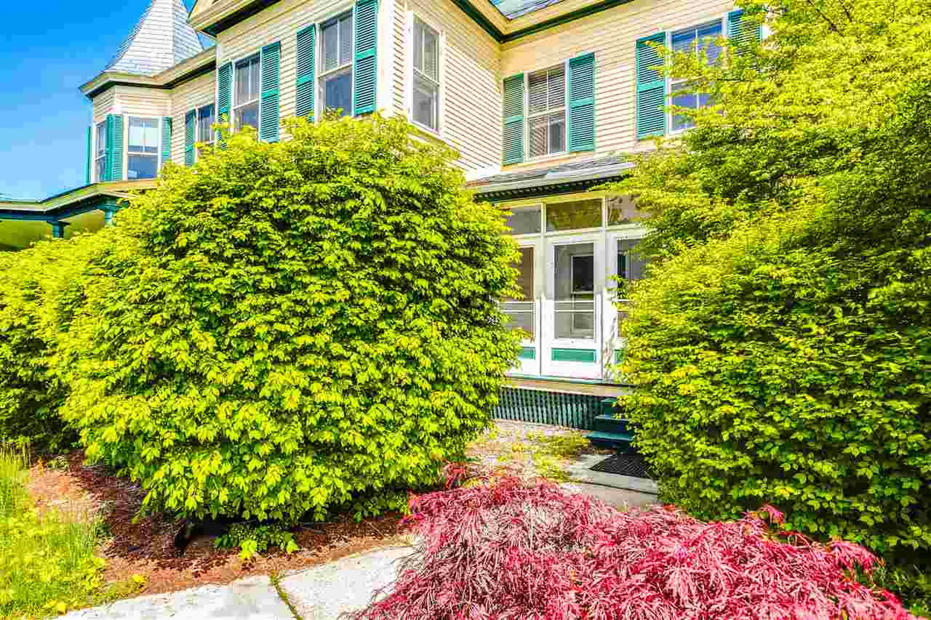 12 High Street Goffstown NH 03045