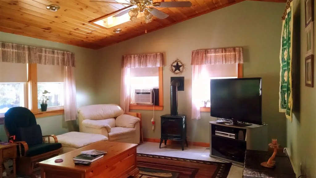 14 Brenton Lane Barnstead NH 03225