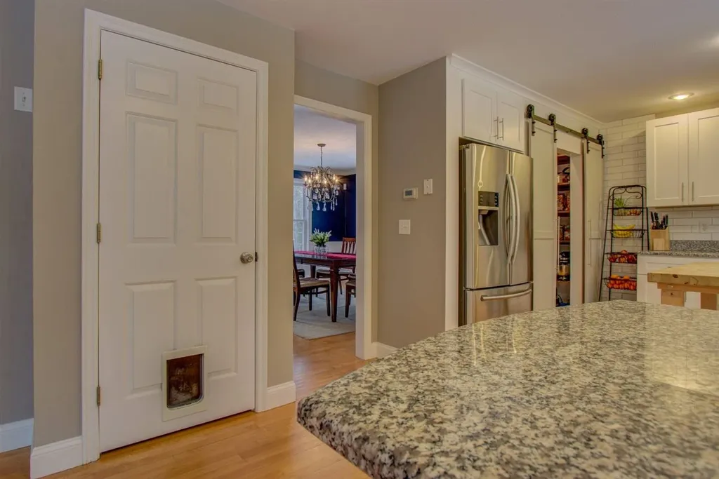 46 Hobbs Road Lee NH 03861