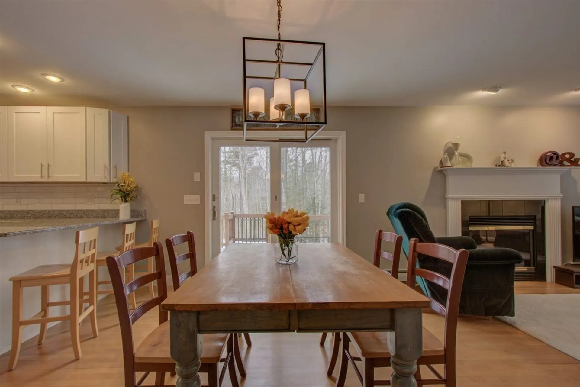 46 Hobbs Road Lee NH 03861