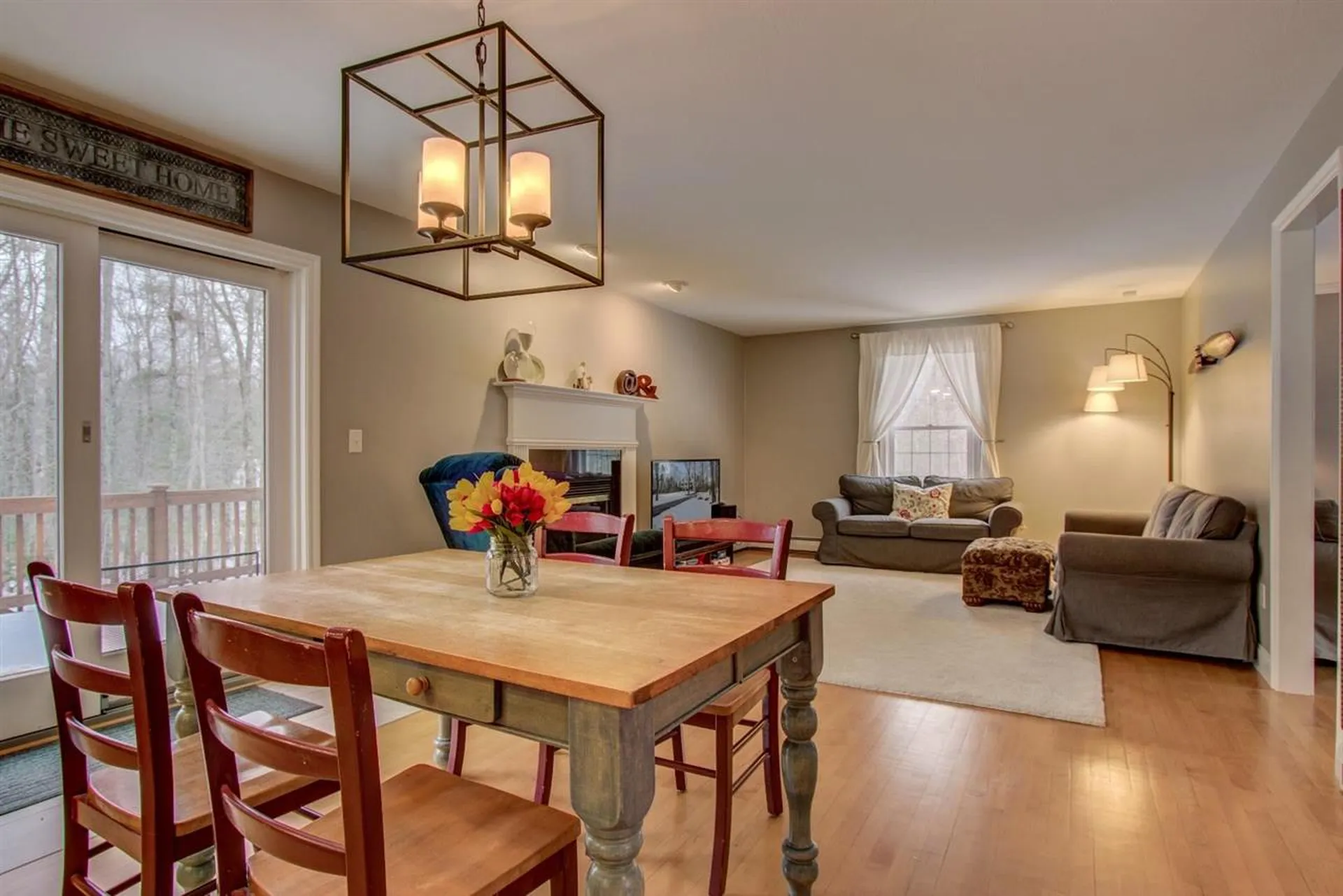46 Hobbs Road Lee NH 03861
