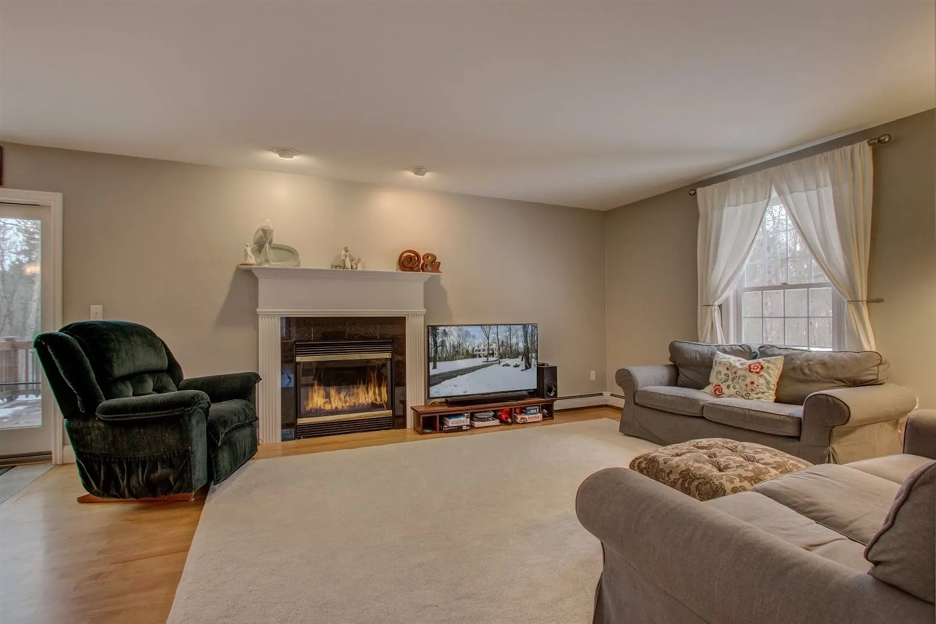 46 Hobbs Road Lee NH 03861