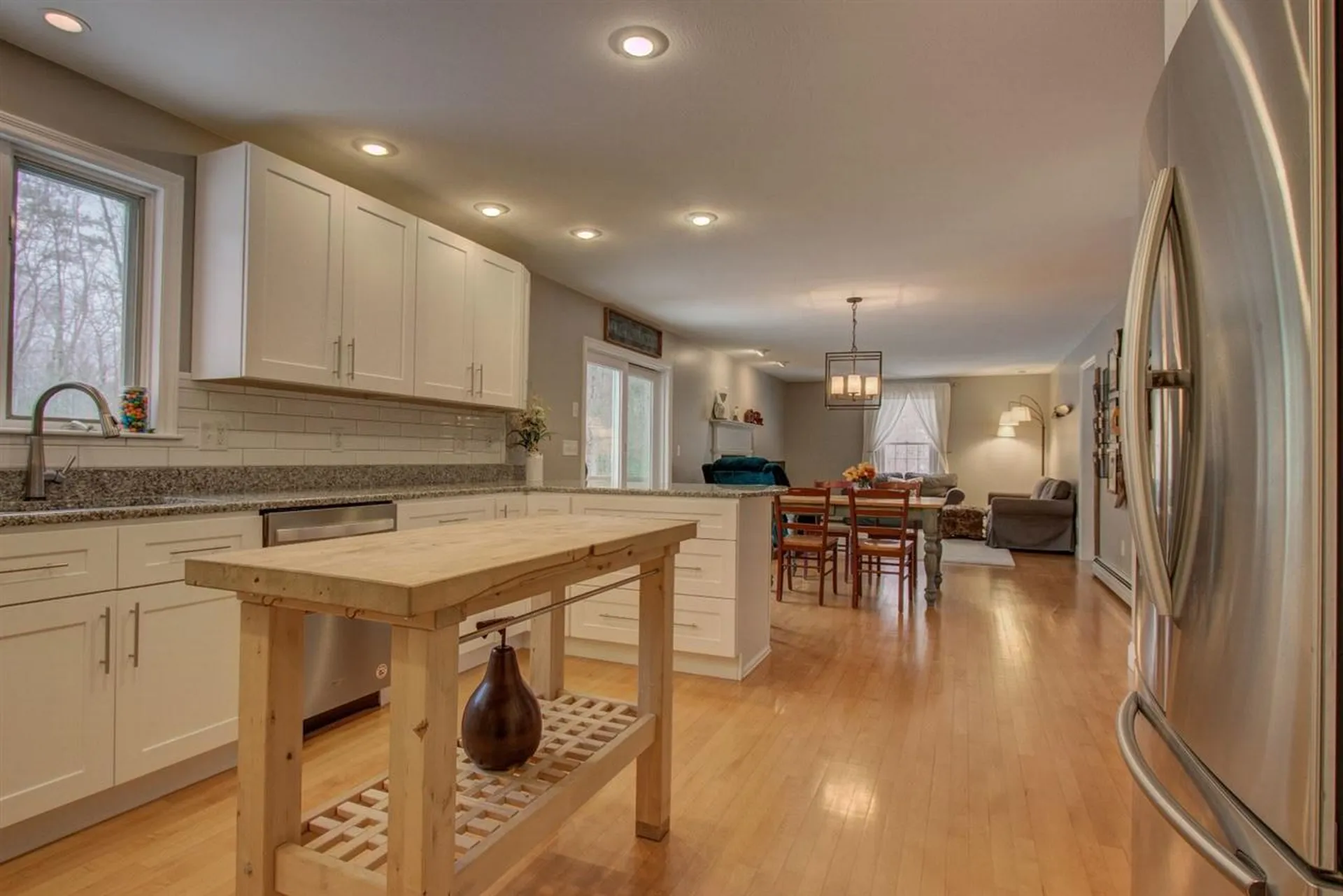 46 Hobbs Road Lee NH 03861