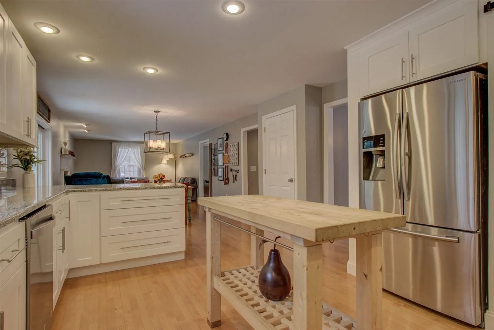 46 Hobbs Road Lee NH 03861