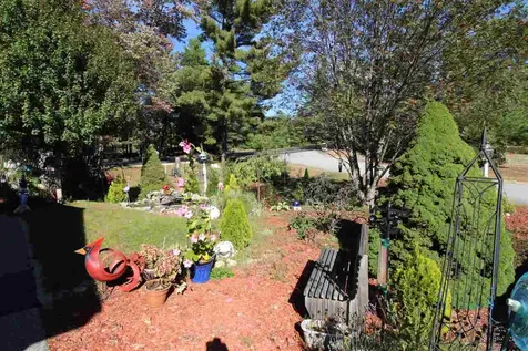 16 Ambleside Drive Barrington NH 03825