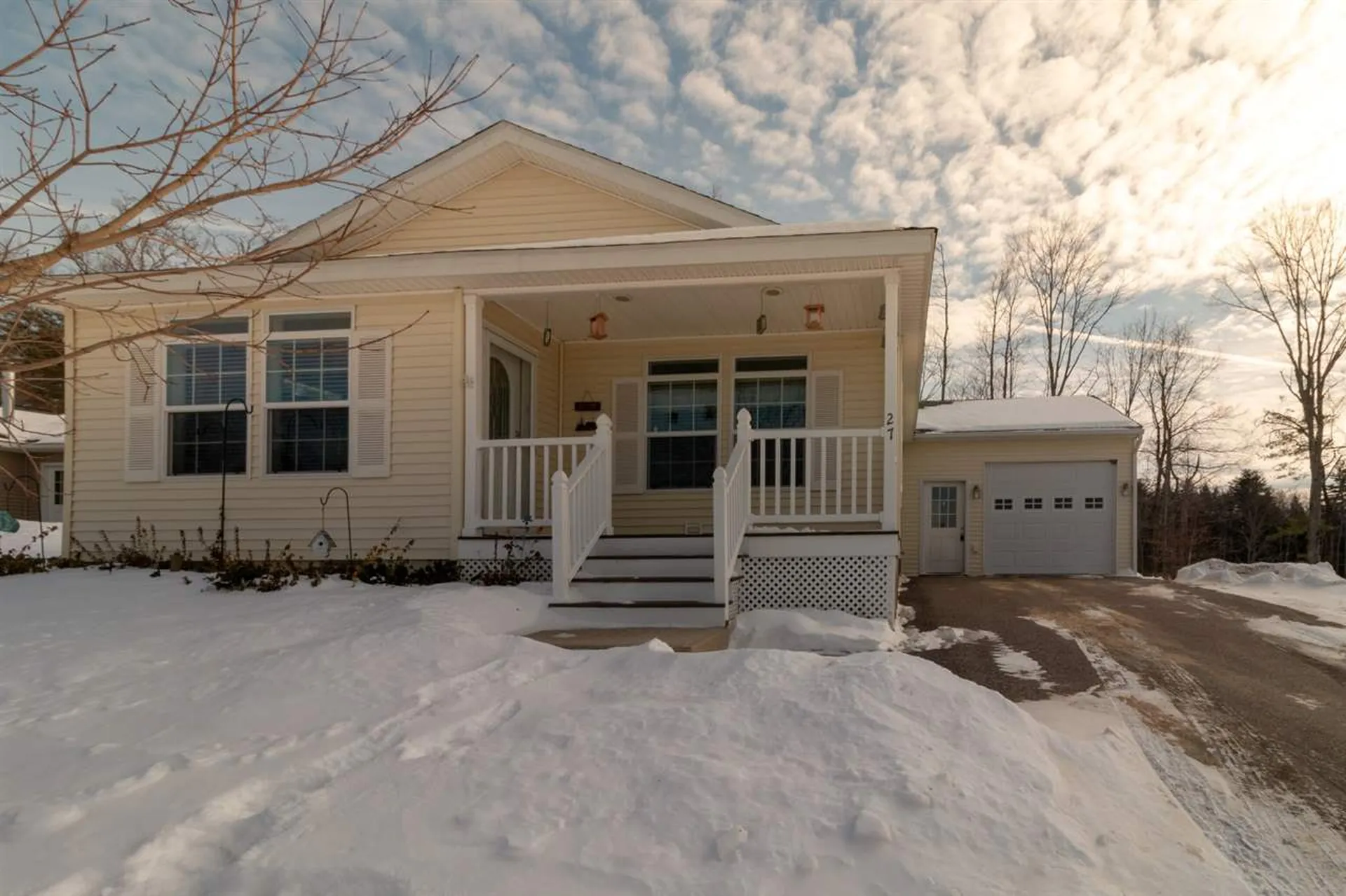 27 Mountain View Drive Franklin NH 03235