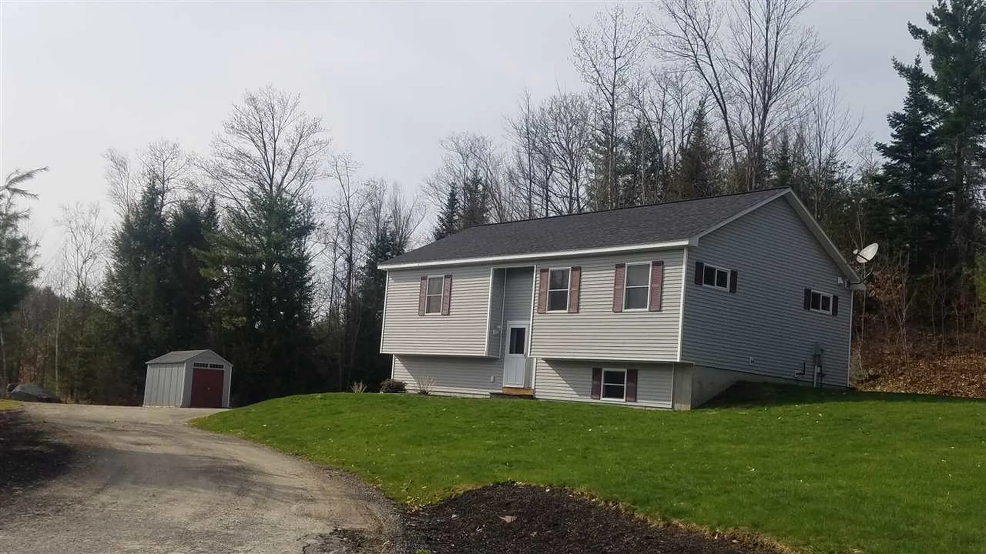 37 Village Way Littleton NH 03561