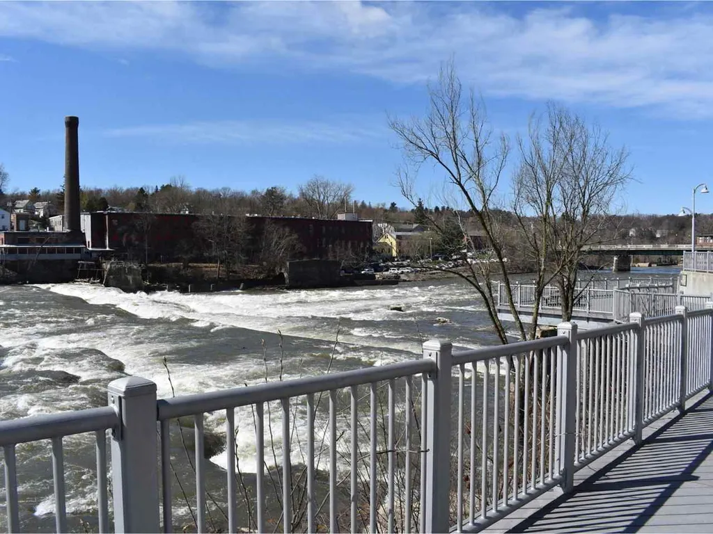 60 Winooski Falls Way Winooski VT 05404
