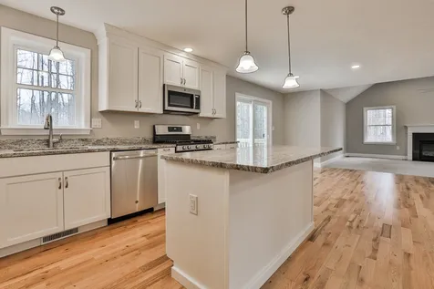 290 Baboosic Lake Road Merrimack NH 03054