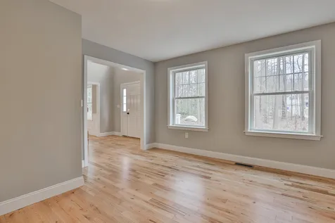 290 Baboosic Lake Road Merrimack NH 03054
