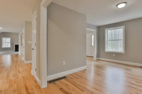 290 Baboosic Lake Road Merrimack NH 03054