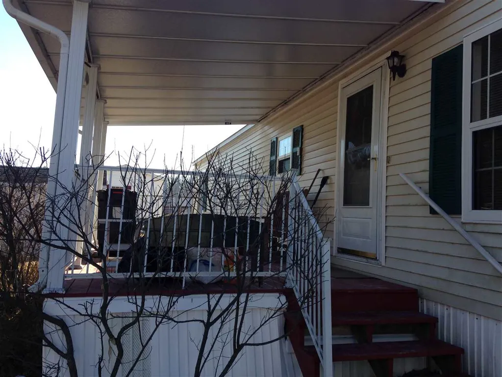 15 Blueberry Lane Seabrook NH 03874