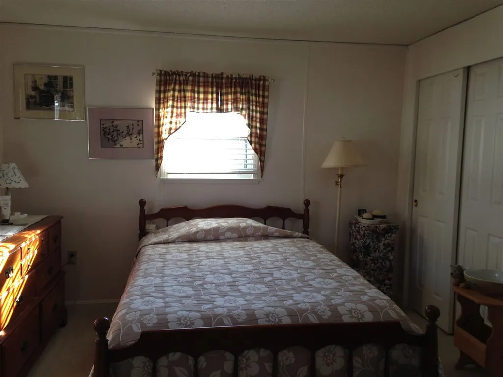 15 Blueberry Lane Seabrook NH 03874