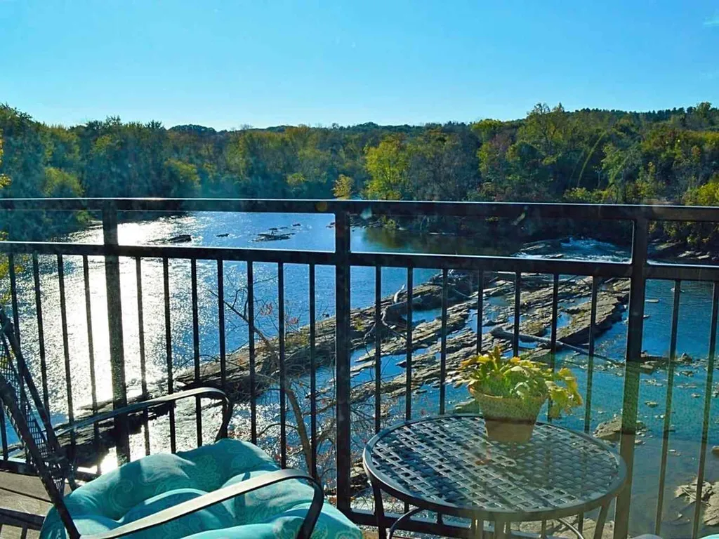 60 Winooski Falls Way Winooski VT 05404