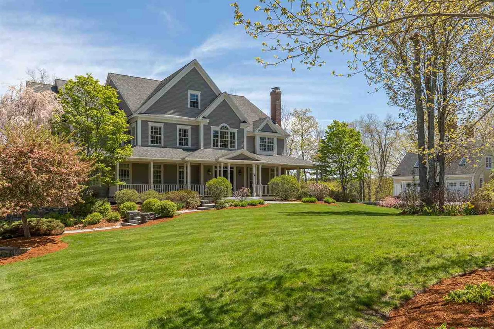 44 Waterloo Circle Dover NH 03820