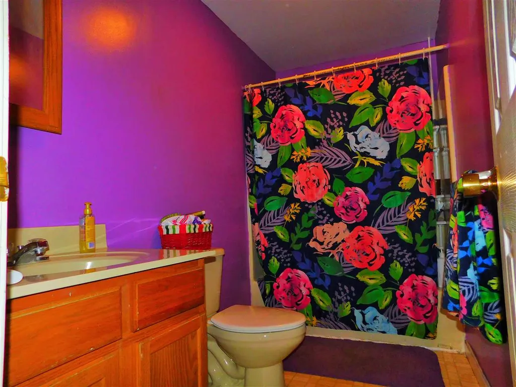 23 Fox Run Road Hinsdale NH 03451