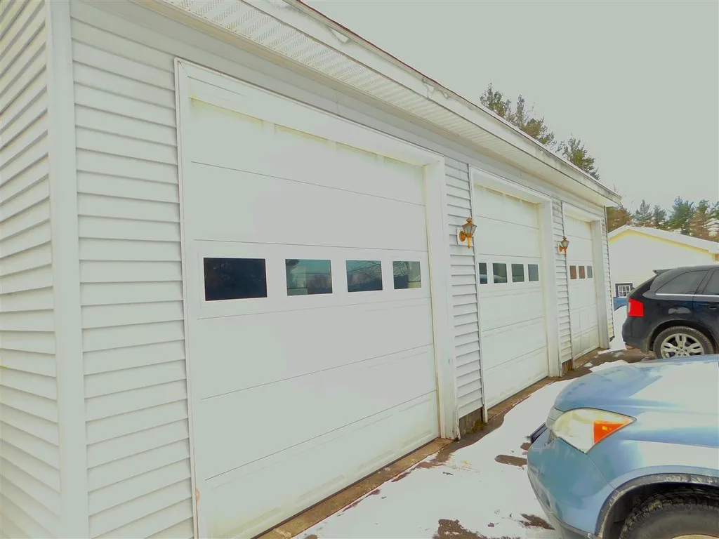 23 Fox Run Road Hinsdale NH 03451