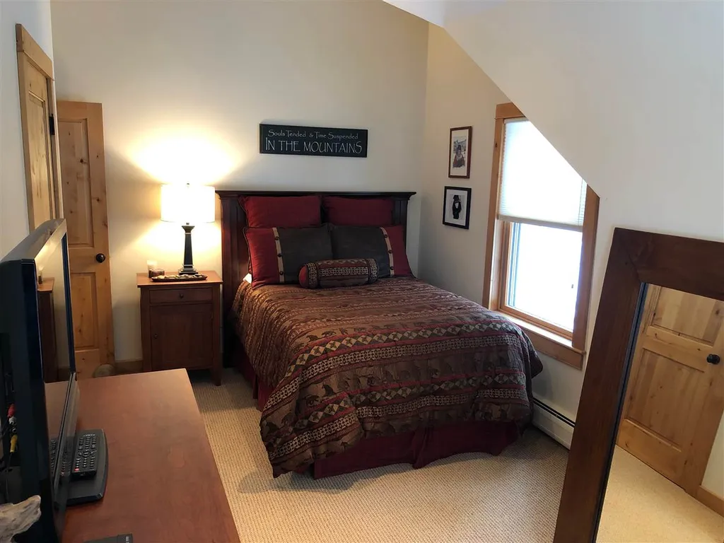 14 River View Drive Lincoln NH 03251