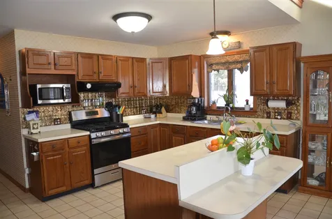 16 Varney Road Alton NH 03809